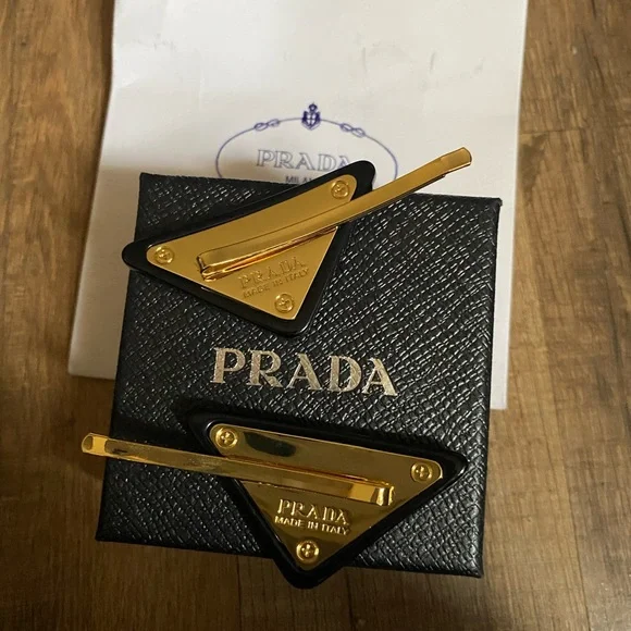 Prada Black and Gold Floral Hair Clips - Picture 4 of 6